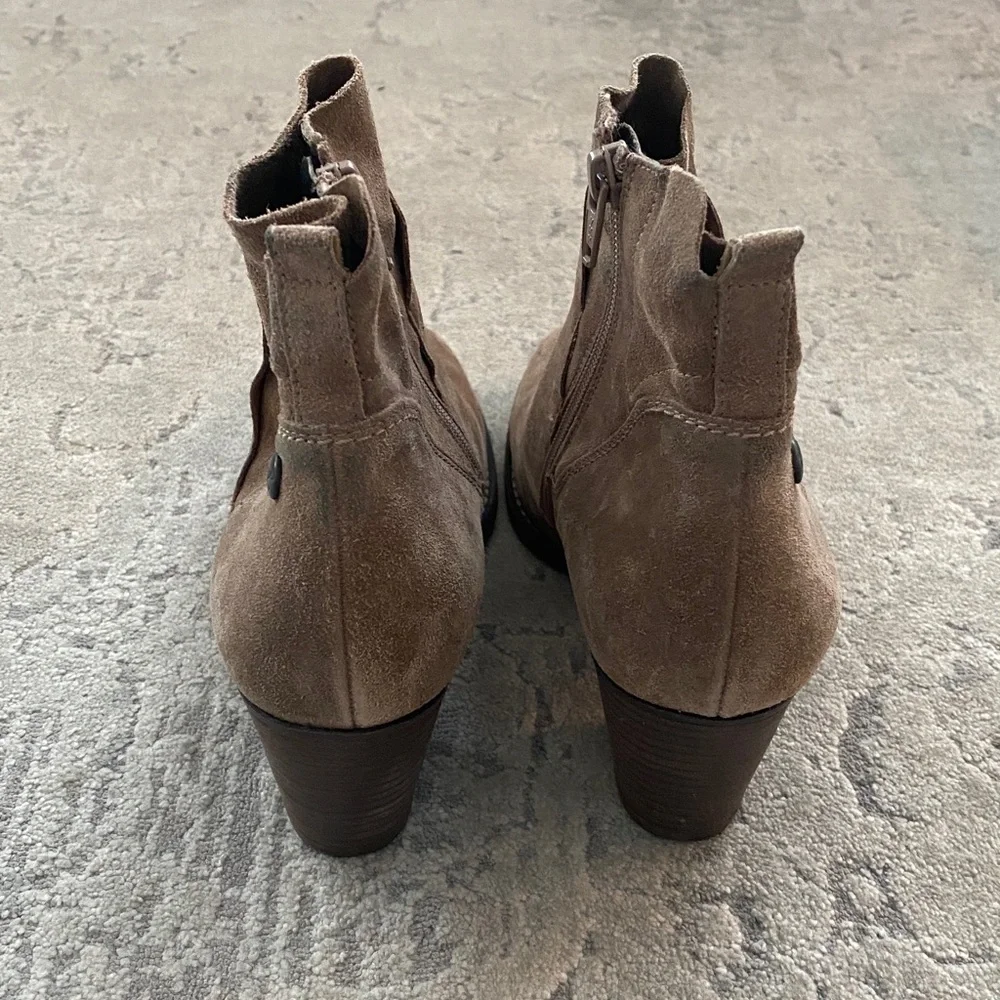 Paul Green Brown Suede Ankle Booties
